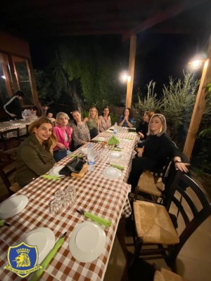 Rempetiko tragoudi night out